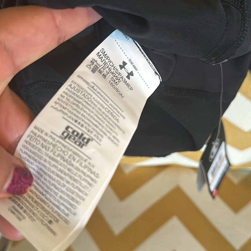 Hoodie threadeorne under armour(SM) - Picture 14 of 14